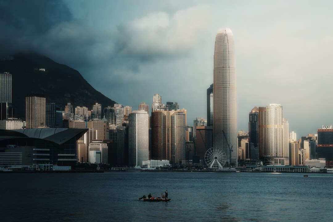 1.2万架无人机扮靓深圳夜空